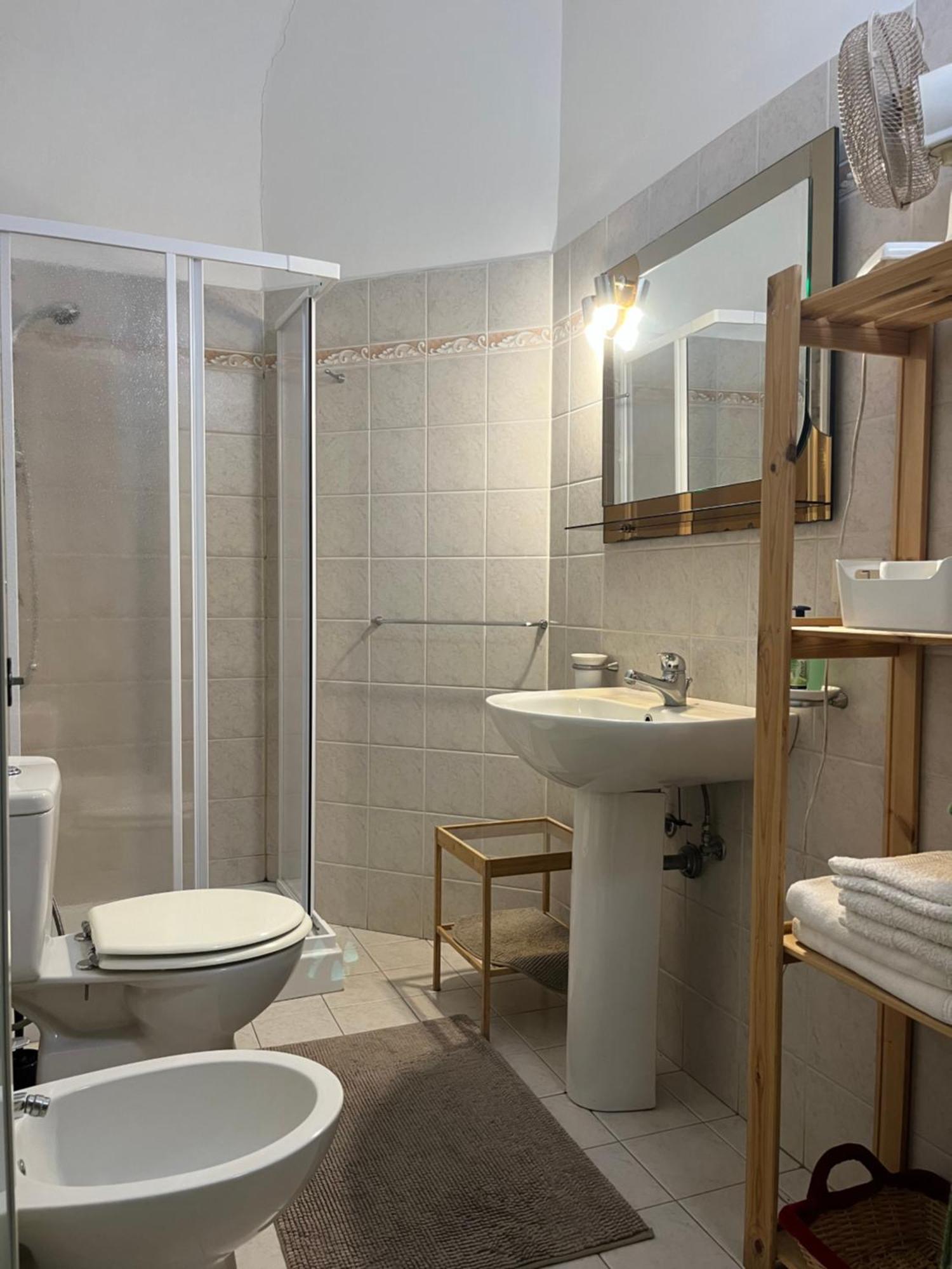 Apartment For 2 In Catania, B&B Le Voci Del Mercato Catânia Exterior foto