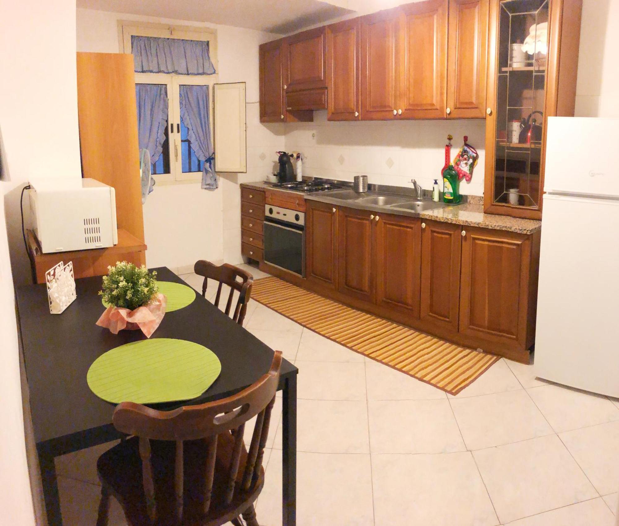Apartment For 2 In Catania, B&B Le Voci Del Mercato Catânia Exterior foto